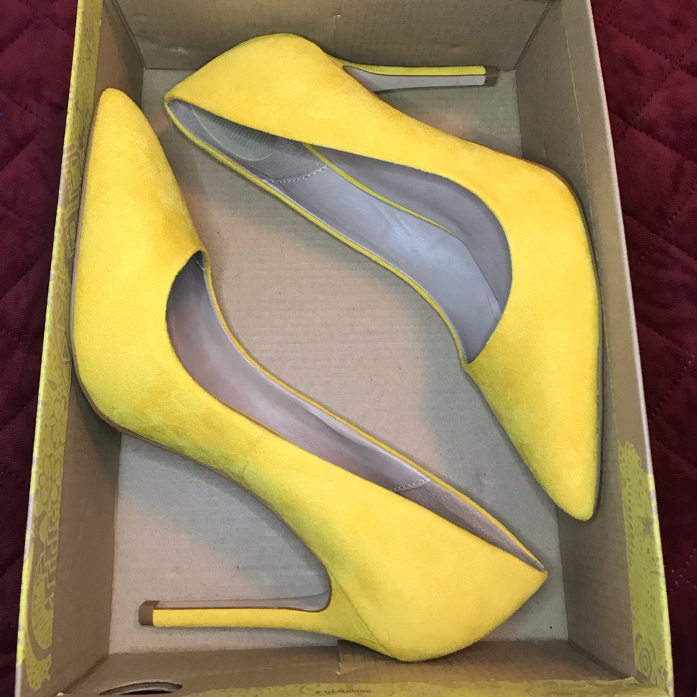 Yellow Pumps